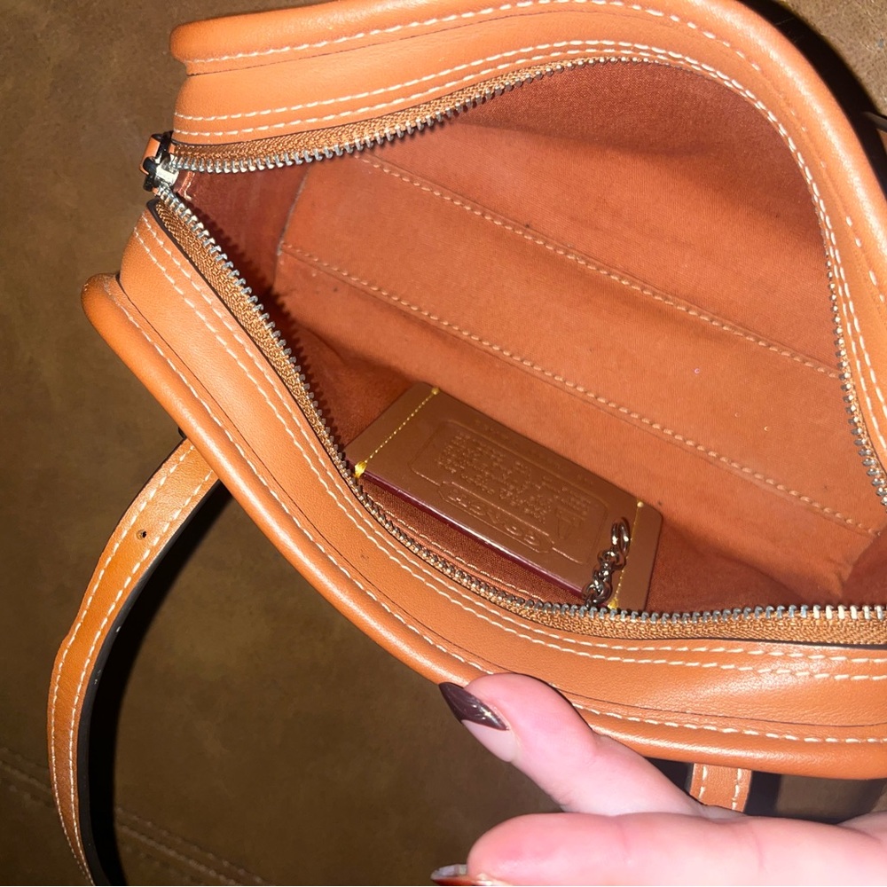 Coach Tan and Brown Shoulder Bag - Picture 6 of 7